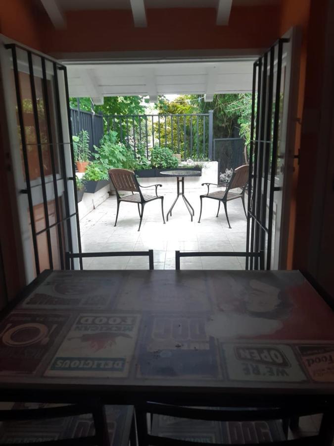 Casa Franca - Bed And Breakfast En San Isidro - Habitaciones - Piscina 외부 사진